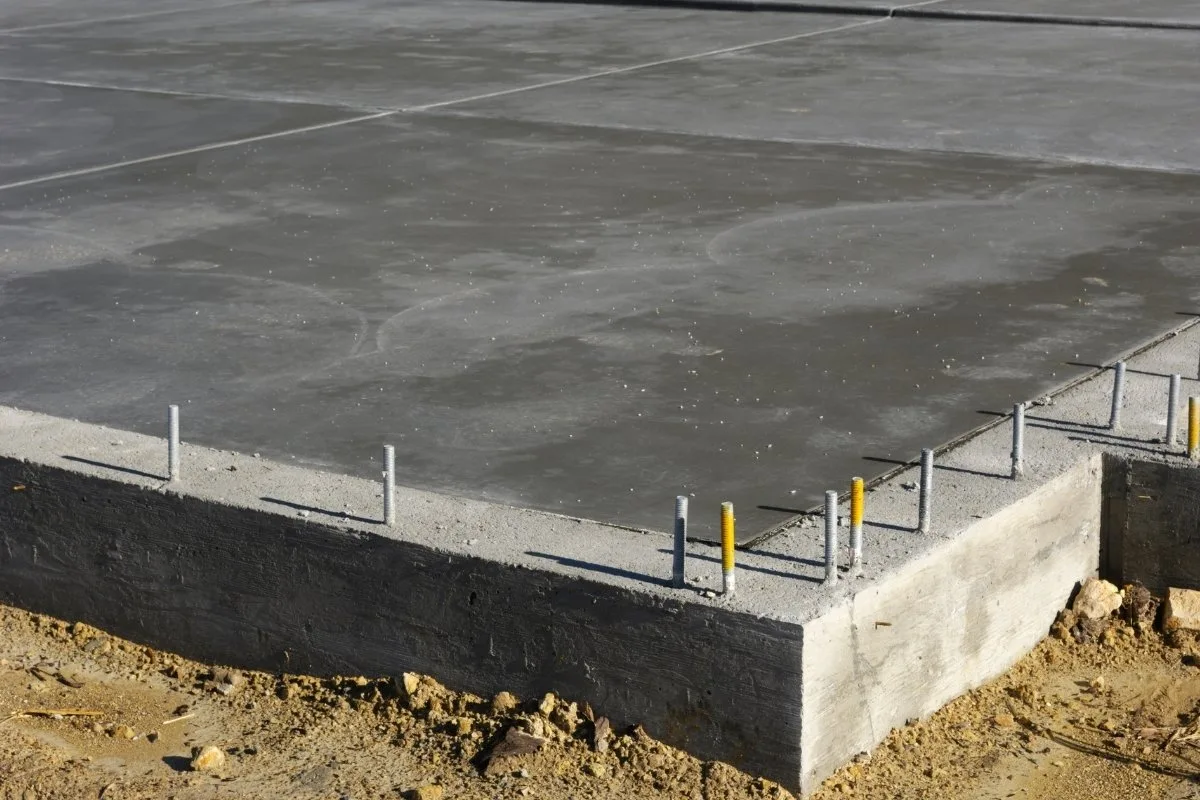 Beton alapozás családi ház építéséhez generálkivitelezéssel
